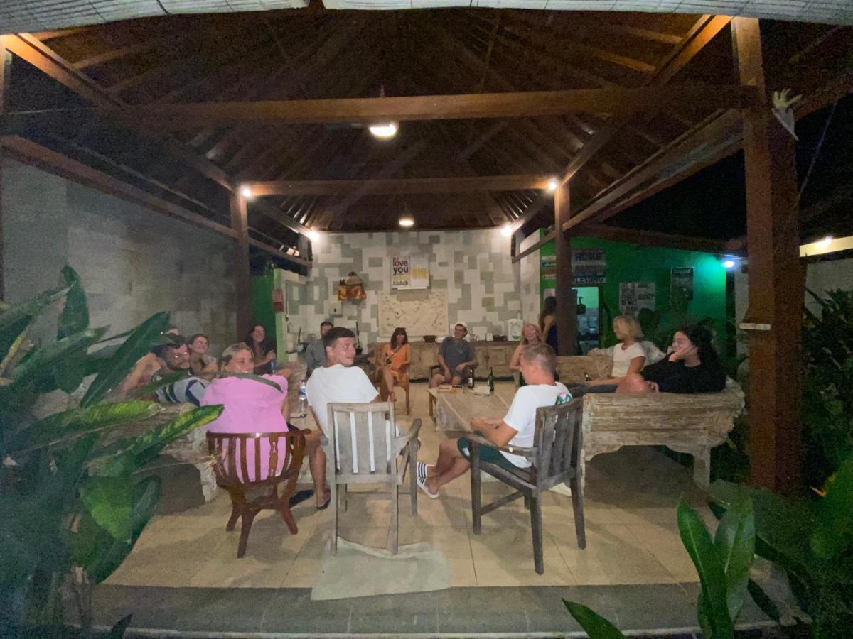 Lembongan Hostel Nusa Lembongan Dış mekan fotoğraf