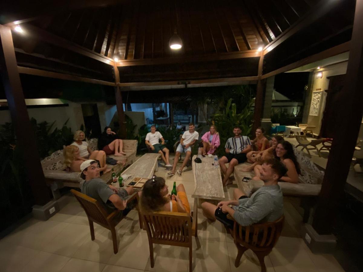 Lembongan Hostel Nusa Lembongan Dış mekan fotoğraf