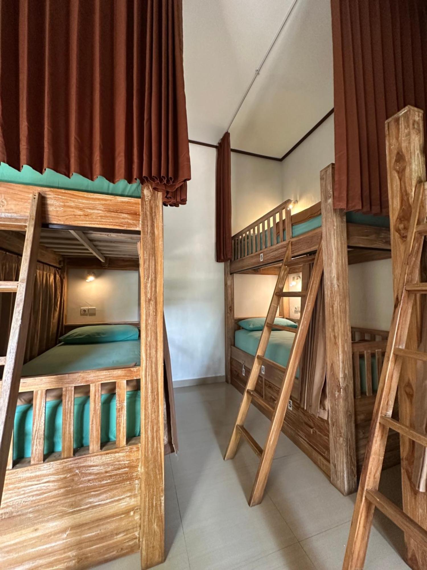 Lembongan Hostel Nusa Lembongan Dış mekan fotoğraf