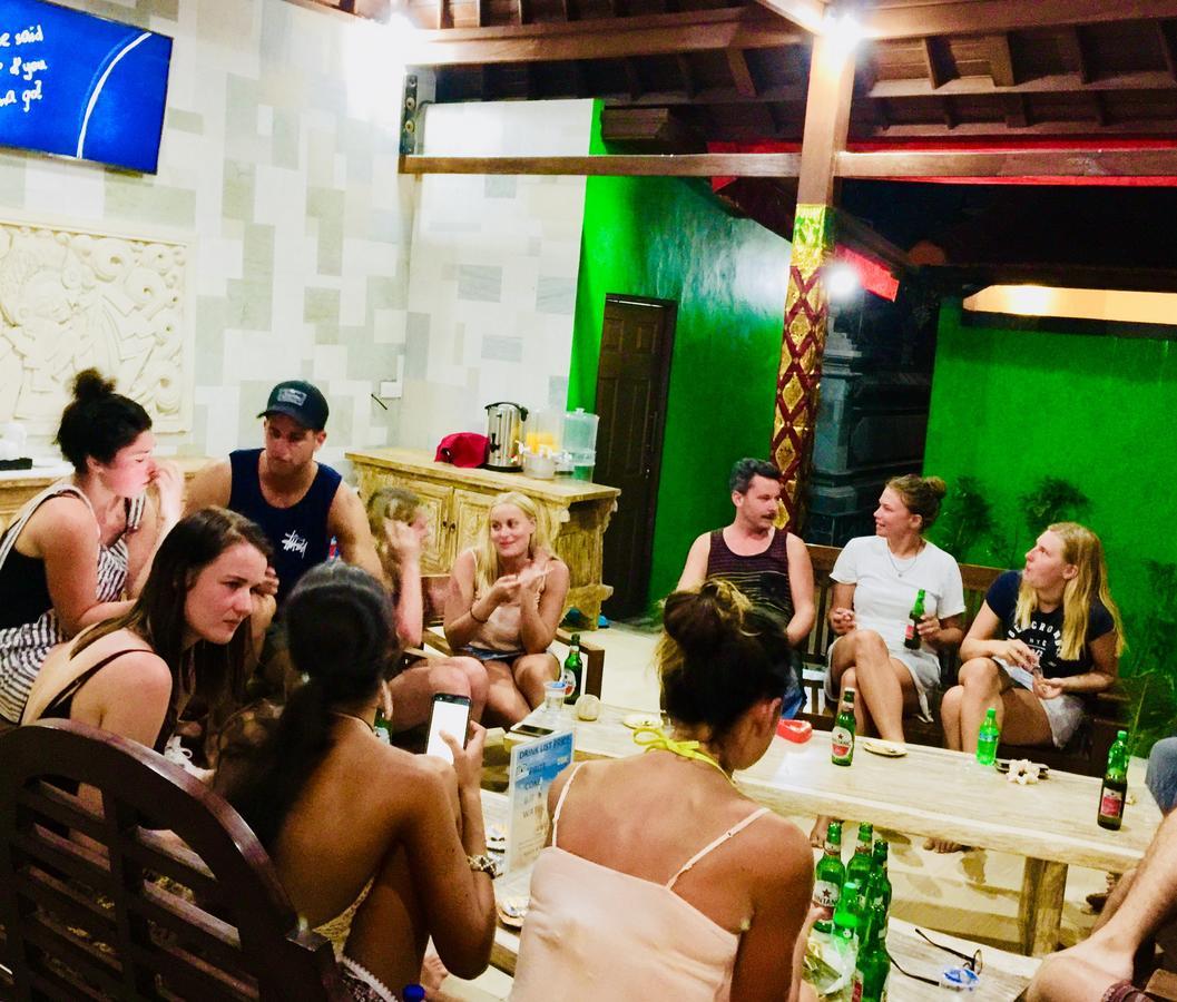 Lembongan Hostel Dış mekan fotoğraf