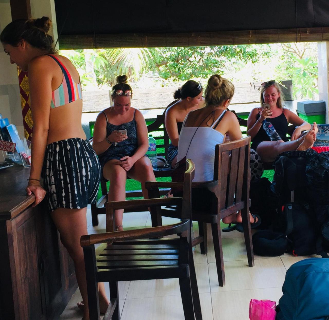 Lembongan Hostel Dış mekan fotoğraf