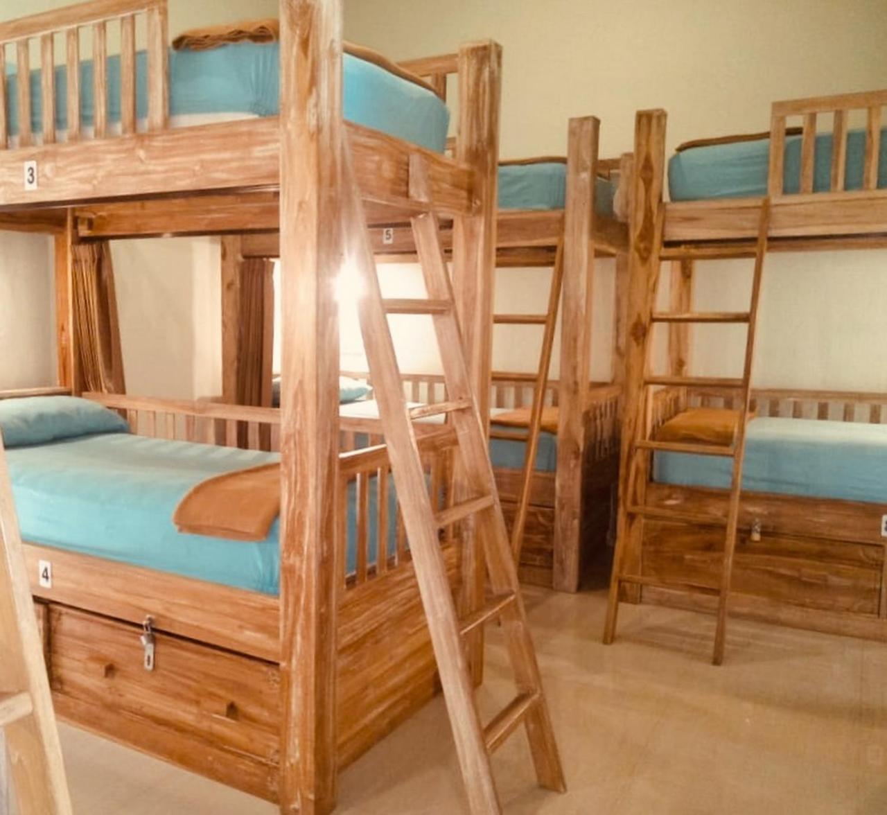 Lembongan Hostel Nusa Lembongan Dış mekan fotoğraf