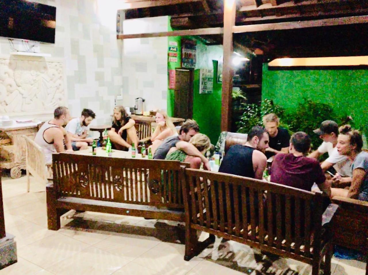 Lembongan Hostel Dış mekan fotoğraf