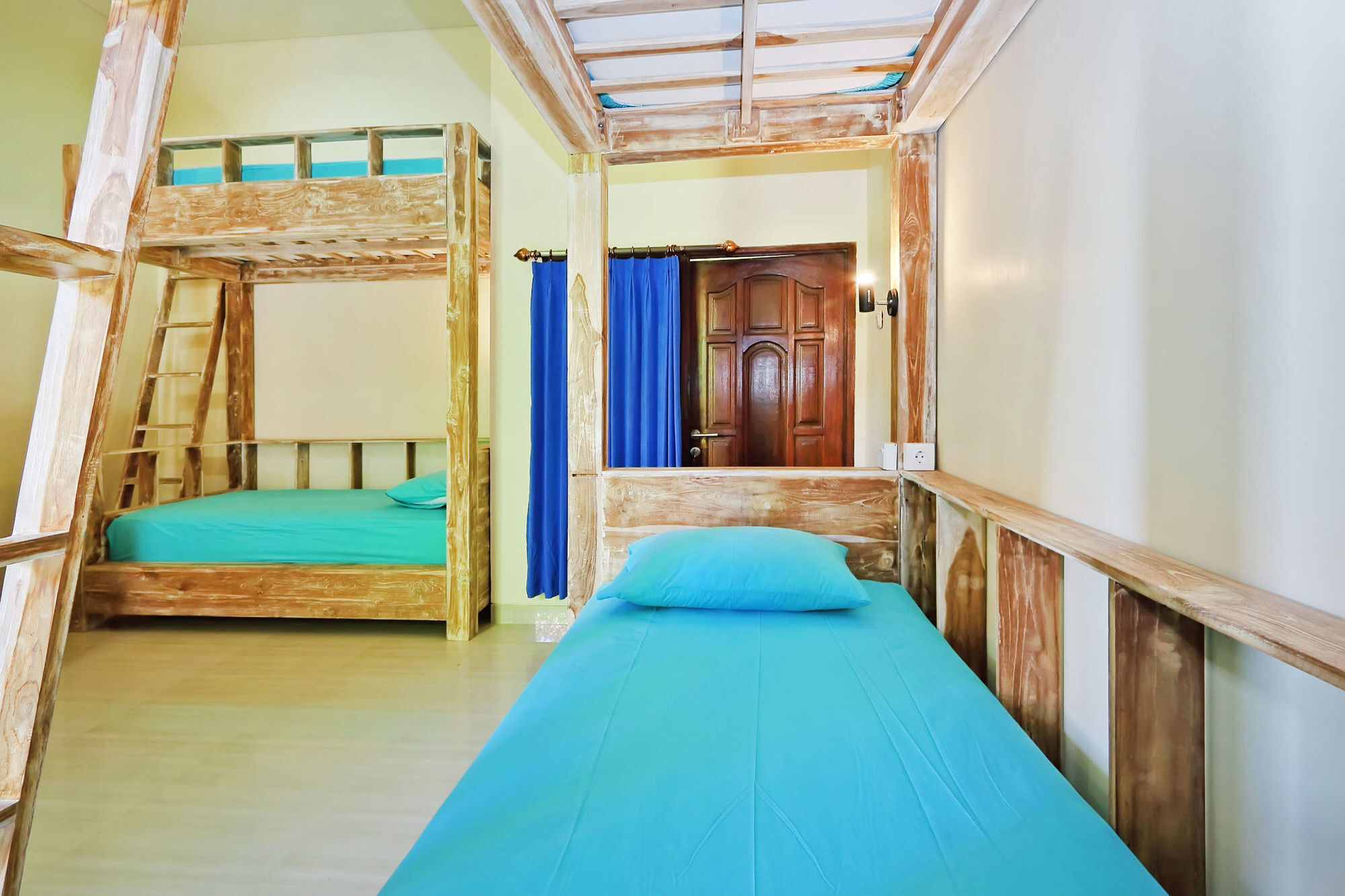 Lembongan Hostel Dış mekan fotoğraf