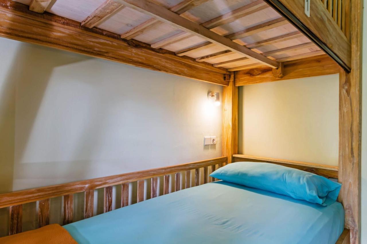 Lembongan Hostel Nusa Lembongan Dış mekan fotoğraf